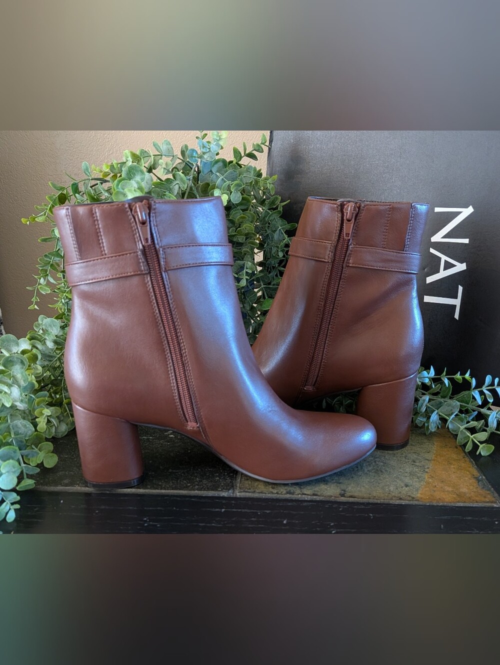 NWT! Naturalizer Lottie Ankle Booties in CAPPACINO Size 9.5 - Picture 3 of 7